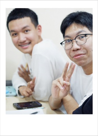 สถานที่ 33